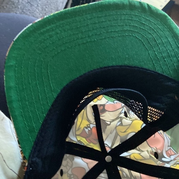 Looney Tunes All Over Print Snapback Hat Bugs Bunny Daffy L1 - Picture 7 of 7